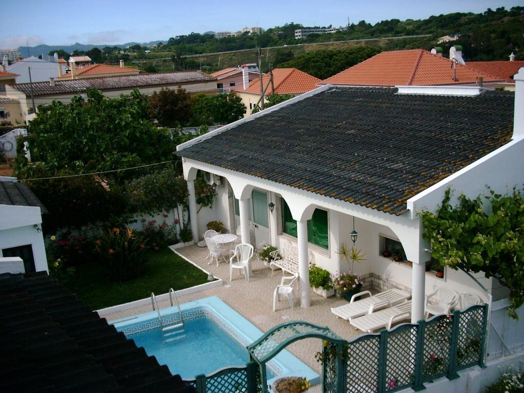 Guest House Toca dos Grilos Estoril Chambre photo